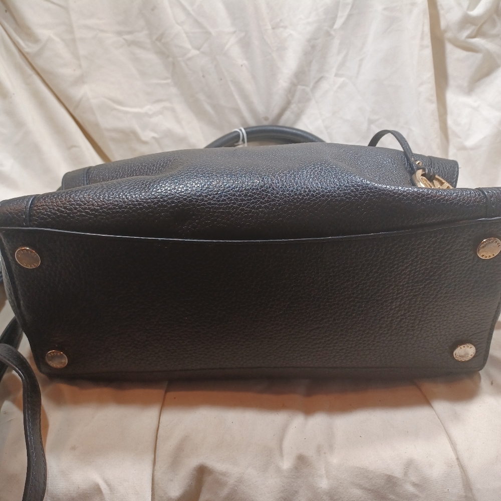 Michael kors satchel - Picture 5 of 9